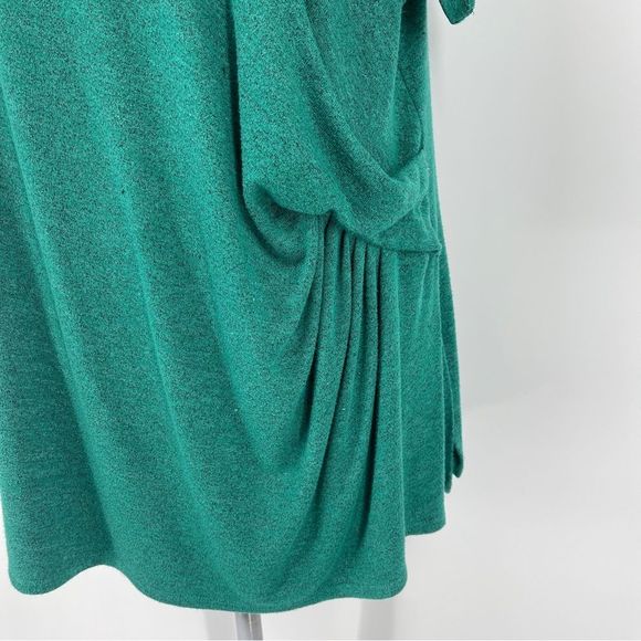 Ava & Viv Green Side-Gathered Top | Size XL | Casual & Flattering Fit | 1-111 - Picture 7 of 11